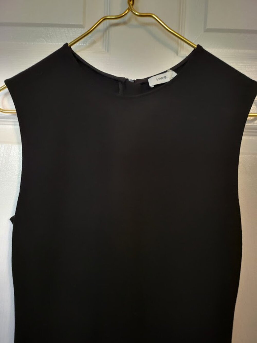 VINCE BLACK SLIM FIT SLEEVELESS SHEATH DRESS S NWT